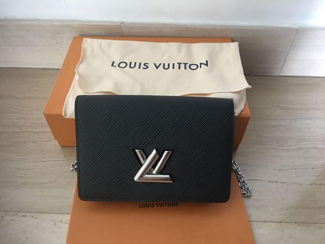 Louis Vuitton LV belt wallet on chain, Luxury, Bags Wallets on Carousell