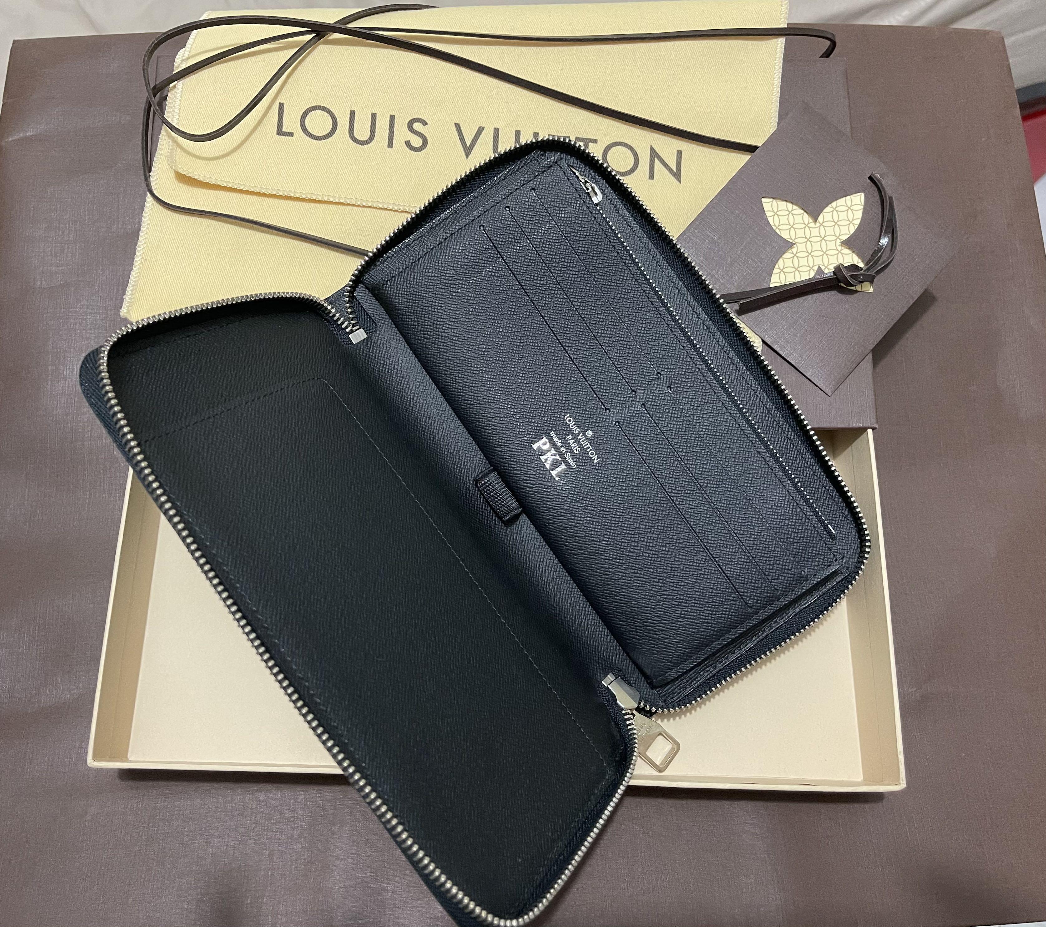 Louis Vuitton Black Epi Leather Zippy Organizer Wallet Louis Vuitton