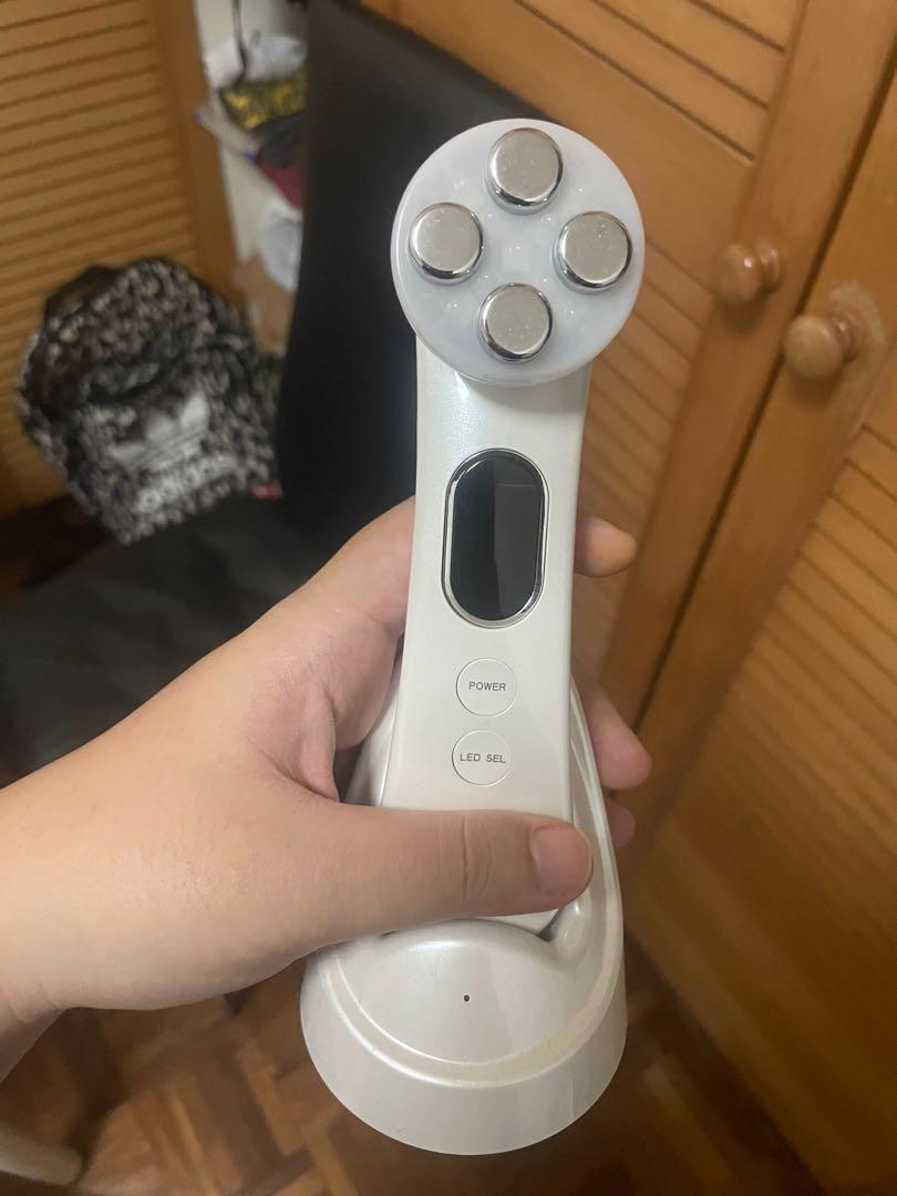 Lux Skin . LED rejuvenation wand, Beauty & Personal Care, Face, Face