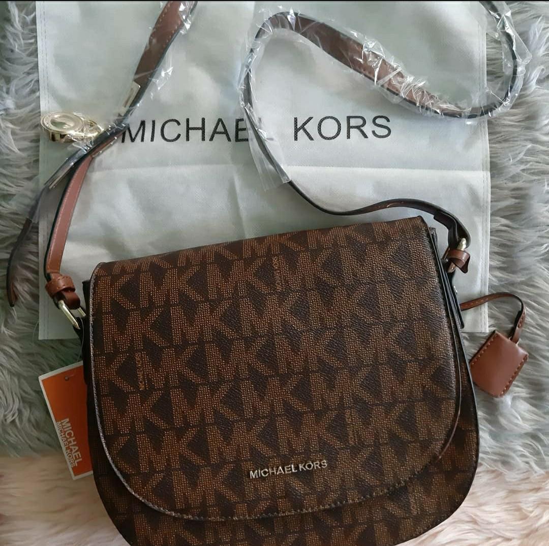 Preloved Michael Kors Hamilton bag Small, Women's Fashion, Bags & Wallets, Tote  Bags on Carousell