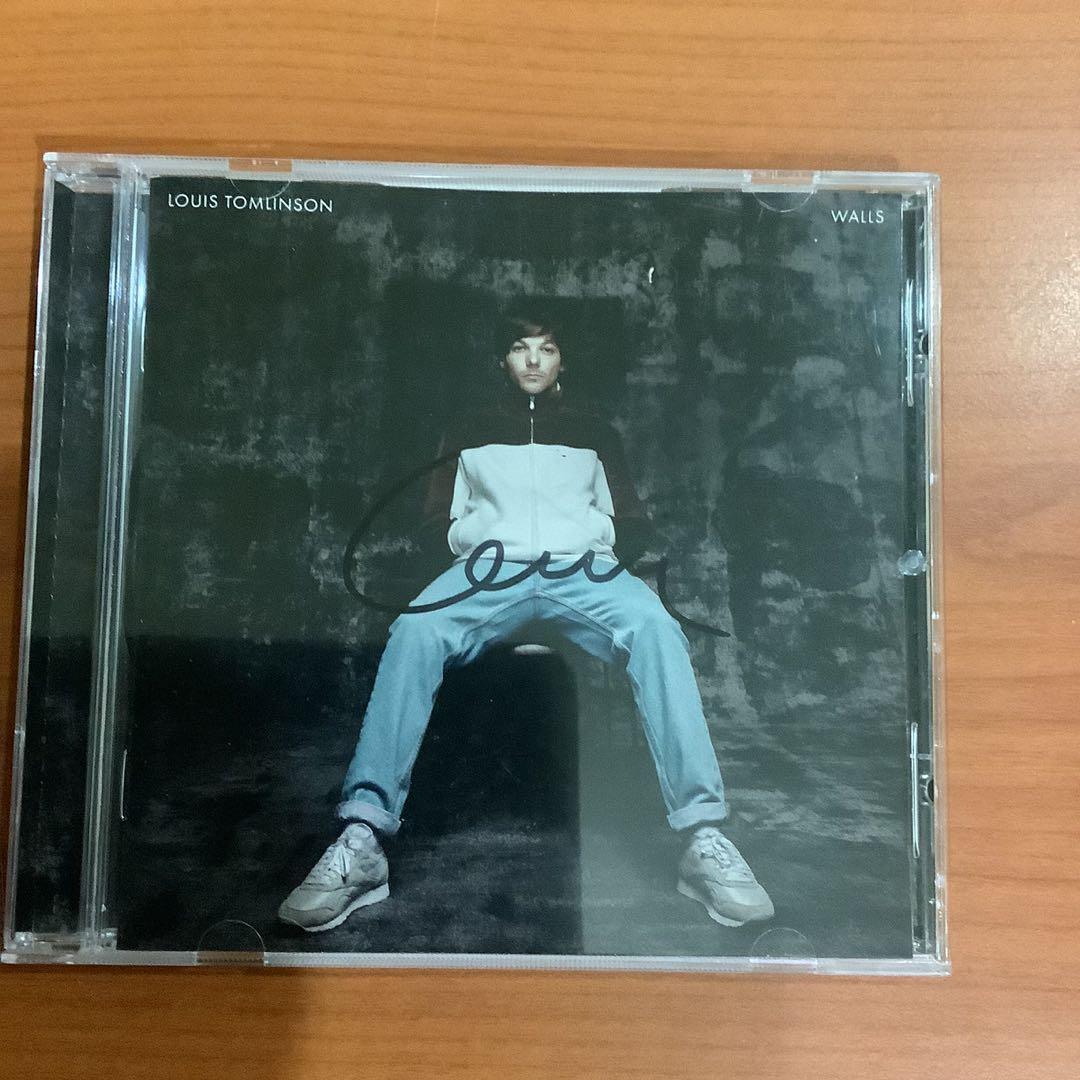 ON HAND Signed Walls CD by Louis Tomlinson (Category: CDs & DVDs) located in Manila. Submitted by stefandraboutique (Listing ID 1077391378, Image 1). Description: This is on hand and ready to ship. Signed Walls album by Louis Tomlinson from One Direction..