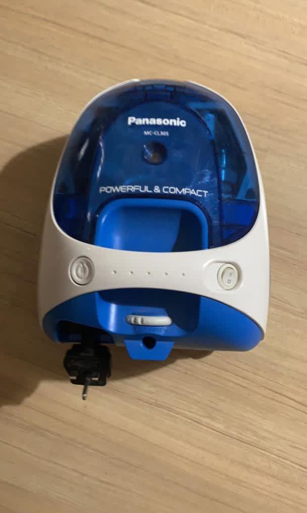 Panasonic Vacuum Cleaner PSNMCCL305, TV & Home Appliances, Vacuum