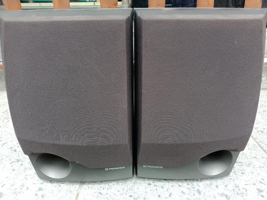 Pioneer 2-Way Bass Reflex Speaker 