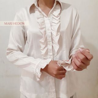 (Kategori: ) berada di . Dikirim oleh marihedon (ID iklan 1077368764, Gambar 1). Deskripsi: .