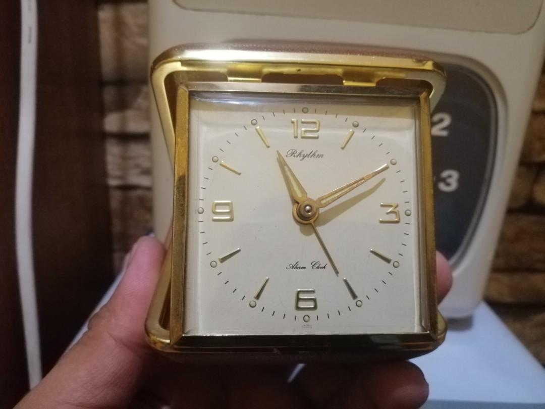 VINTAGE RHYTHM WIND UP TRAVEL ALARM CLOCK DE SUSI Made in JAPAN