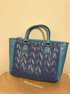 （分類：）位於 。 由 tiff__hker 提交（商品編號 1077569306，圖片 1）。簡介： 。