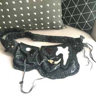 （分類：）位於 。 由 antisavage 提交（商品編號 1077647419，圖片 1）。簡介： 。