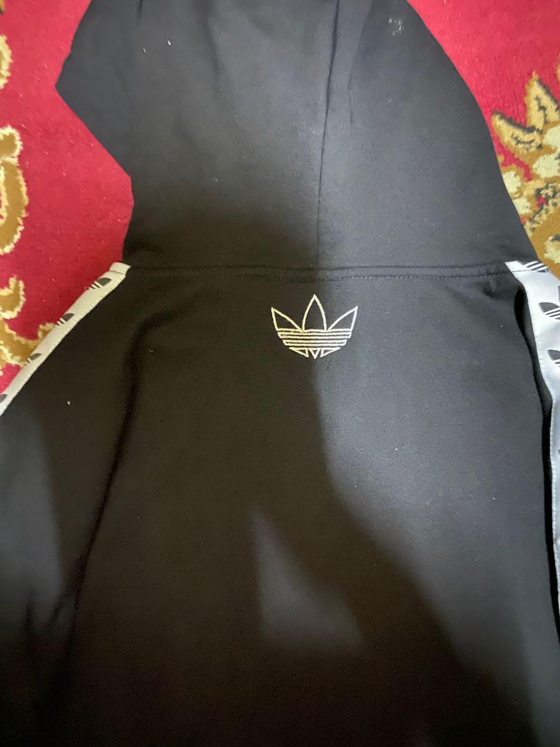 Adidas originals deals tnt tape hoodie