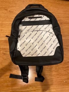 (Category: ) located in . Submitted by 123clothes123 (Listing ID 1077683129, Image 1). Description: .
