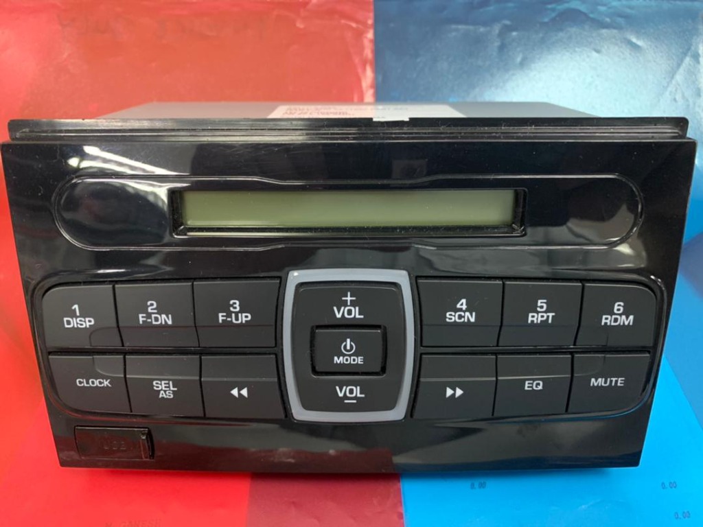 Clarion Usb And Radio Player Car Audio Player Auto Accessories On Carousell