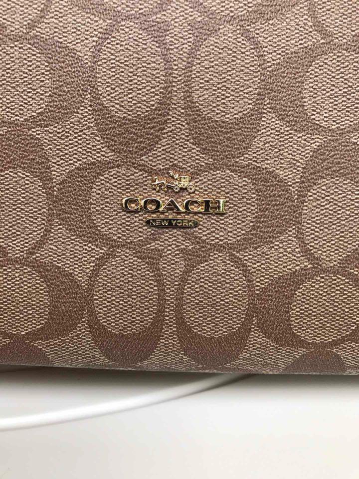 COACH ZIP SHOULDER BAG IN SIGNATURE CANVAS, Women's Fashion, Bags