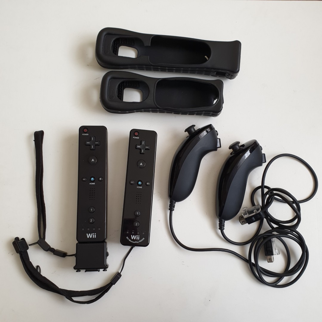 Nintendo Wii Remote Black Motion Plus Controller w/Strap Official Tested  RVL-036