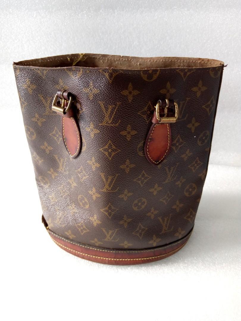 Authentic Louis Vuitton Monogram Pouch For Bucket GM LV Junk in