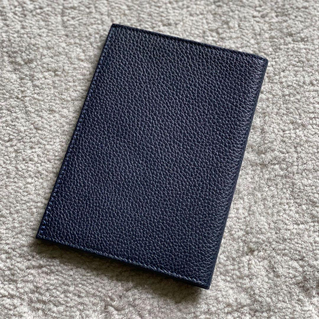 Longchamp Passport Holder (box), Luxury, Bags & Wallets on Carousell