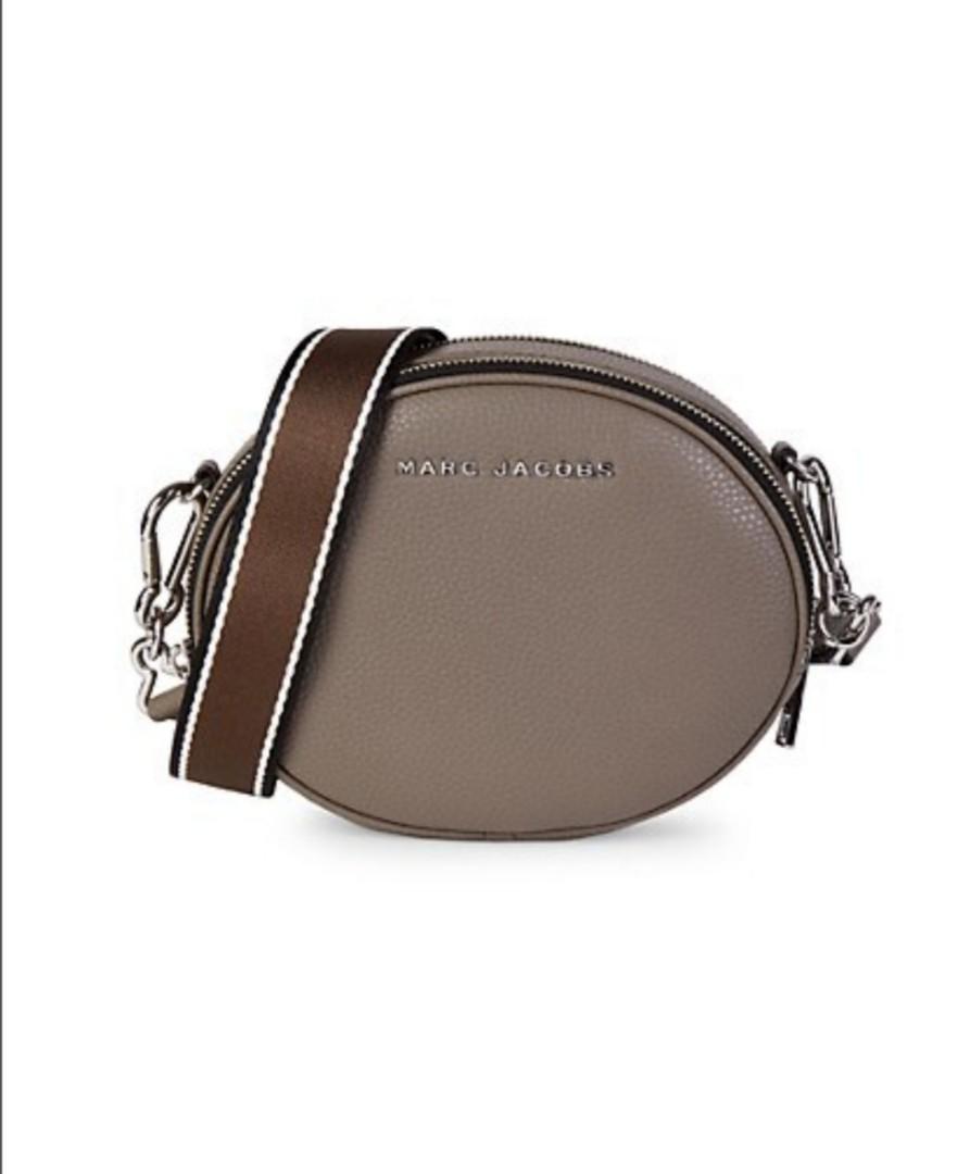 Marc Jacobs Rewind Oval Leather Crossbody 2024 www.alhudapk