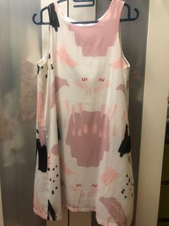 (Category: ) located in . Submitted by ellechong (Listing ID 1077696520, Image 1). Description: .