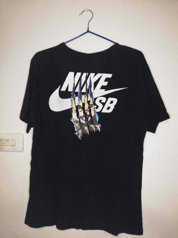 Estúpido Dedos de los pies Comunismo Nike SB Cat Scratch Tee, Men's Fashion, Tops & Sets, Tshirts & Polo Shirts  on Carousell