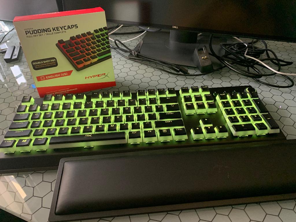 Razer Blackwidow V3 PRO WIRELESS W HyperX Pudding KeyCaps(FREE) , w/o