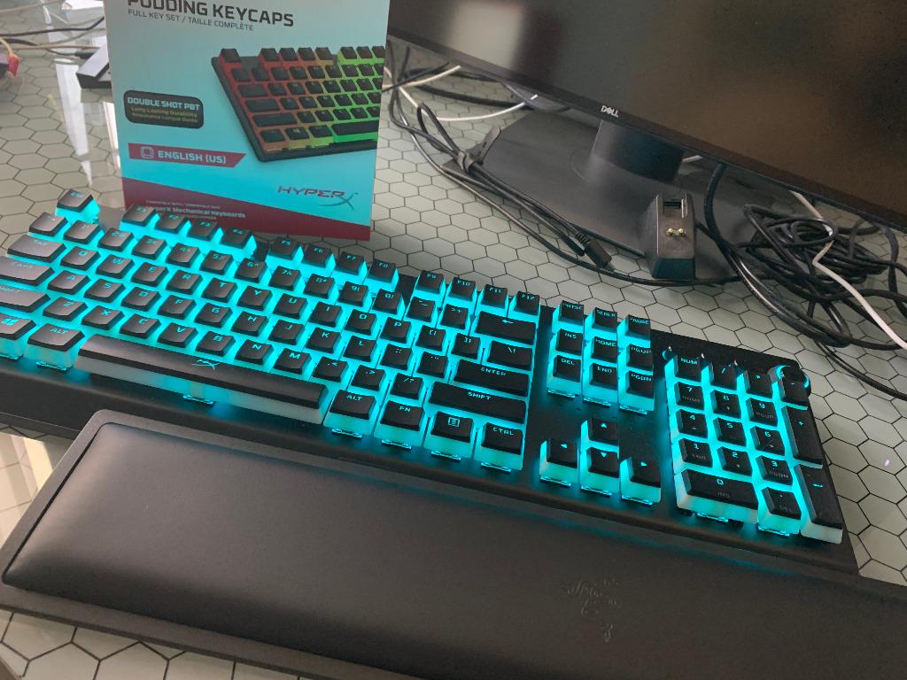 Razer Blackwidow V3 PRO WIRELESS W HyperX Pudding KeyCaps(FREE) , w/o