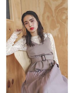 （分類：）位於 。 由 tehrann 提交（商品編號 1077618134，圖片 1）。簡介： 。