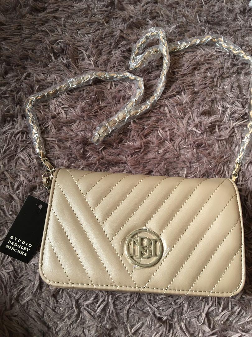 Two Way Badgley Mischka Women S Fashion Bags Wallets Cross Body Bags On Carousell