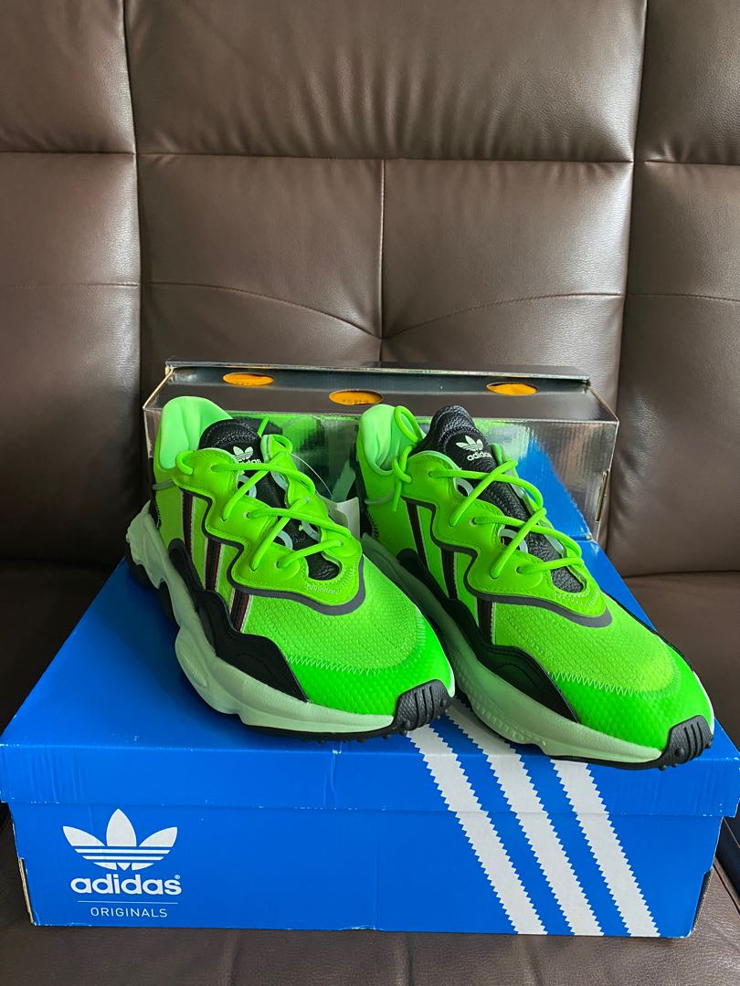 Ozweego lime green 2025