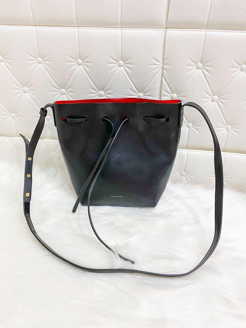 AUTHENTIC Mansur Gavriel Black Bucket Bag (Category: Luxury Bags & Wallets) located in Quezon City. Submitted by closetofcoco (Listing ID 1077865166, Image 1). Description: GUARANTEED AUTHENTIC PM for inquiries Kept in storage Available for Layaway DISCLAIMER: We are not affiliated or associated with any of the brands featured. All copyrights reserved to the respective original brand holders. .