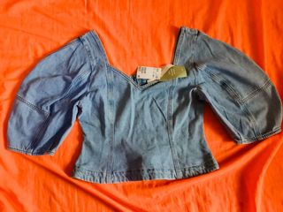 (Category: ) located in . Submitted by luxusph (Listing ID 1077790141, Image 1). Description: .
