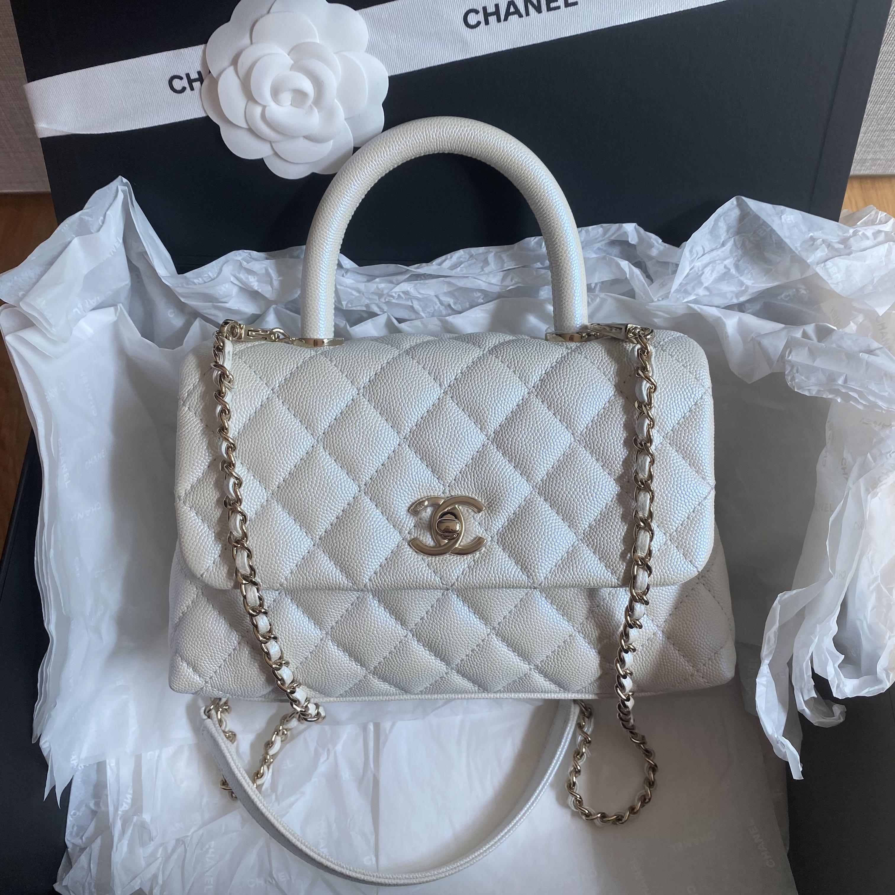 Almost New Chanel Coco handle mini 20K white iridescent , Women's Fashion,  Bags & Wallets, Cross-body Bags on Carousell