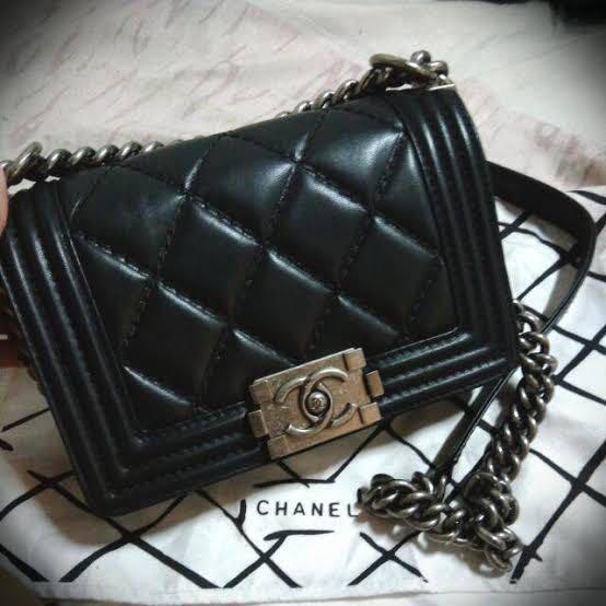 Ch Mini Leboy 22cm Women S Fashion Bags Wallets Cross Body Bags On Carousell