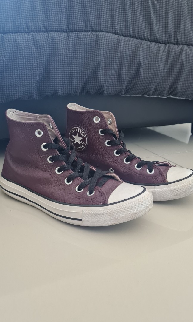 Converse deals leather maroon