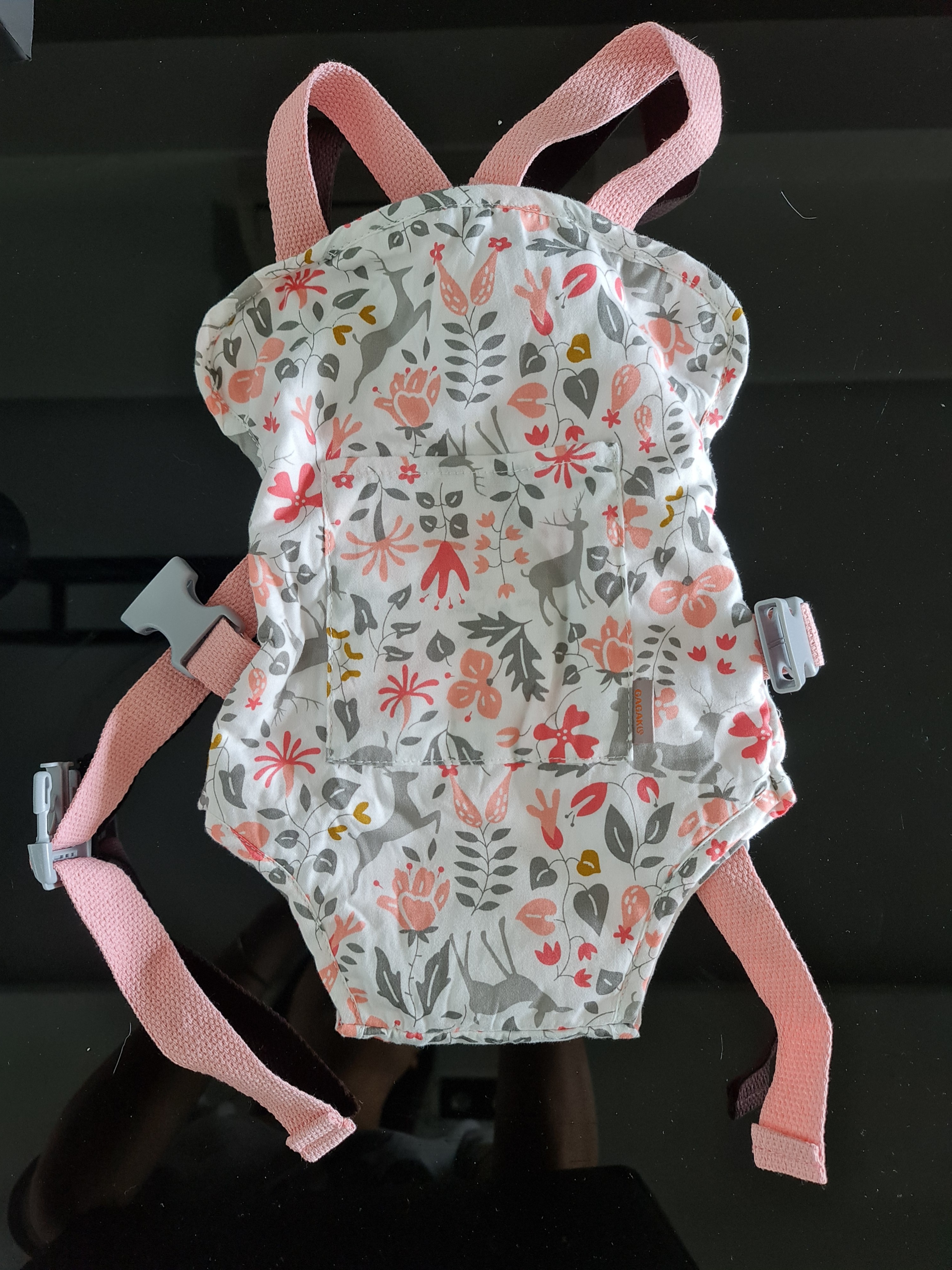 Gagaku top doll carrier