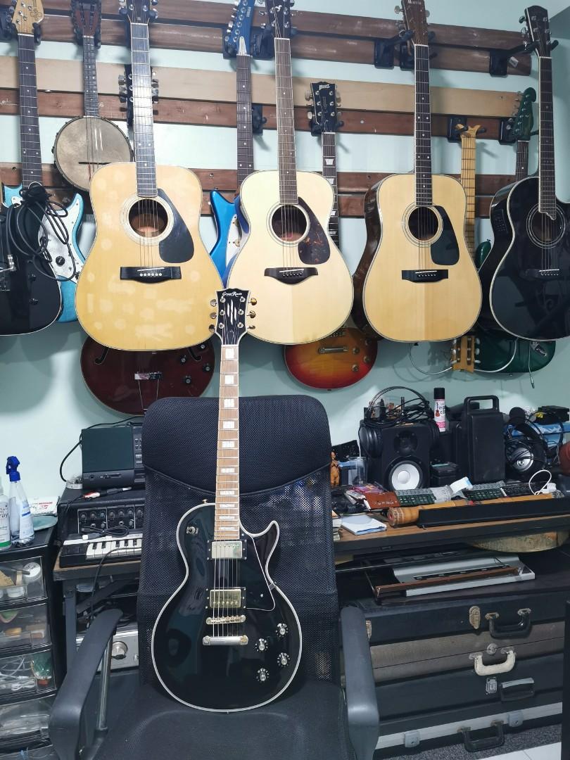 Grassroots les paul electric guitar (Category: Musical Instruments) located in Paranaque City. Submitted by tegtegs (Listing ID 1077893257, Image 1). Description: New arrival Grassroots les paul electric guitar 15k With soft case Mint condition Set neck Ganda ng feel at tunog Payment thru bpi online transfer, gcash or in any remittance center Shipping via lalamove, buyers expense For sale only.