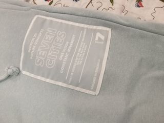 (Category: ) located in . Submitted by 2handtingzz (Listing ID 1077769273, Image 1). Description: .
