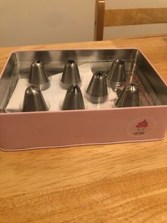 （分類：）位於 。 由 tessafaure 提交（商品編號 1077913737，圖片 1）。簡介： 。