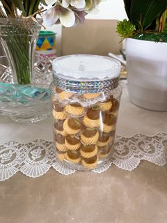 (Category: ) located in . Submitted by AaliahBakes (Listing ID 1077772934, Image 1). Description: .