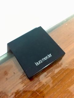 由 licccca (刊登 ID 1077844866，圖片 1) 提交，位於 的 (類別：)，說明：。