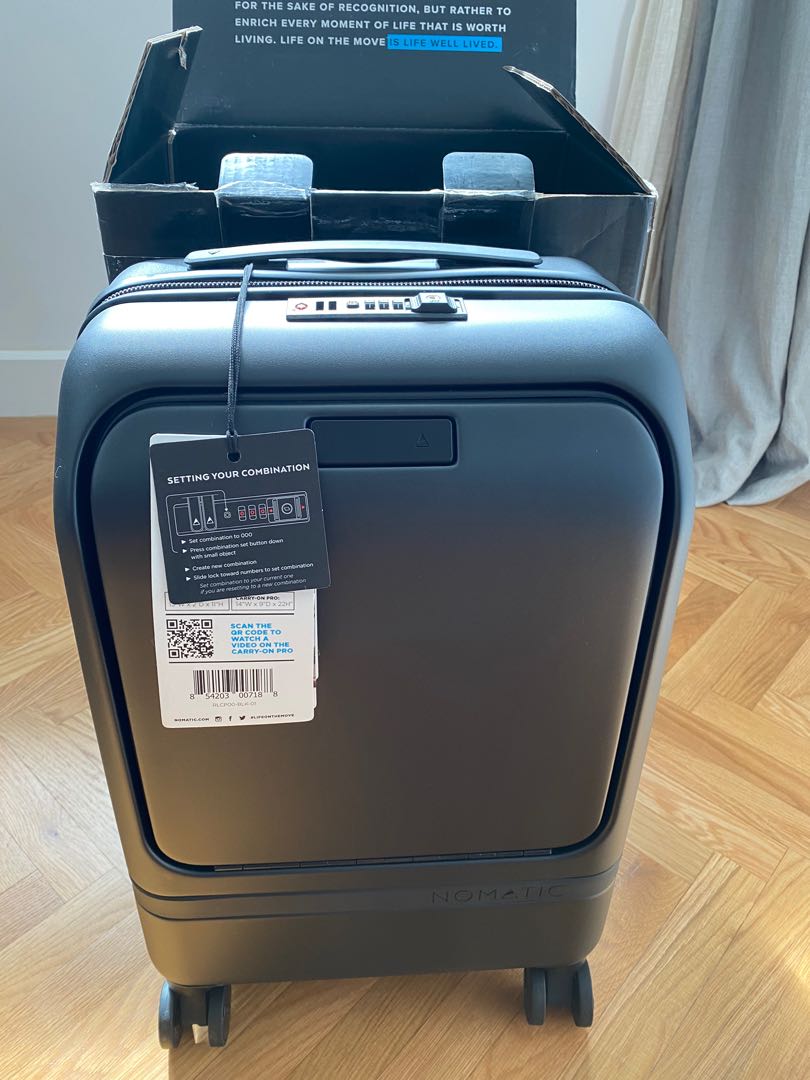 nomatic carry on