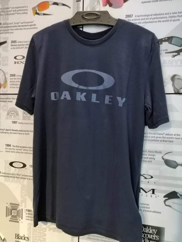 oakley t shirt price