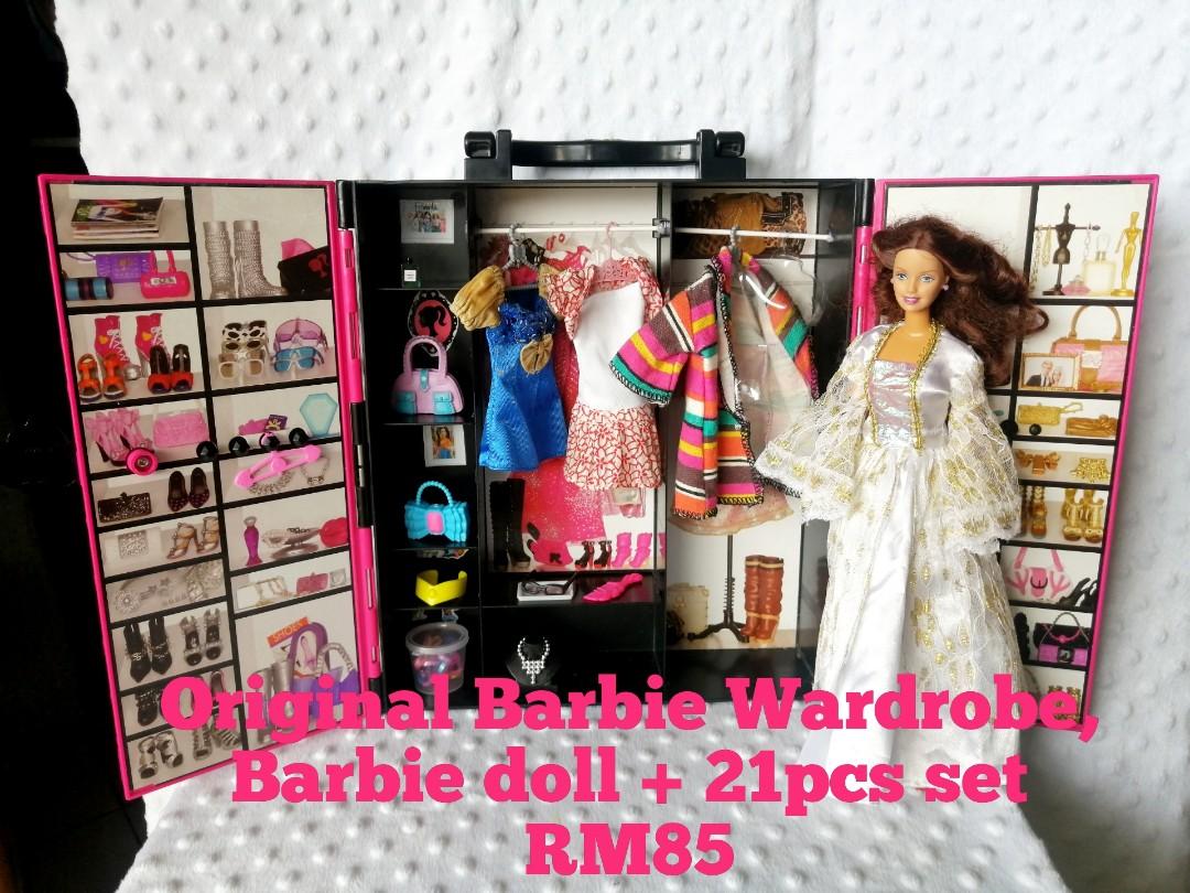 Barbie hotsell wardrobe set