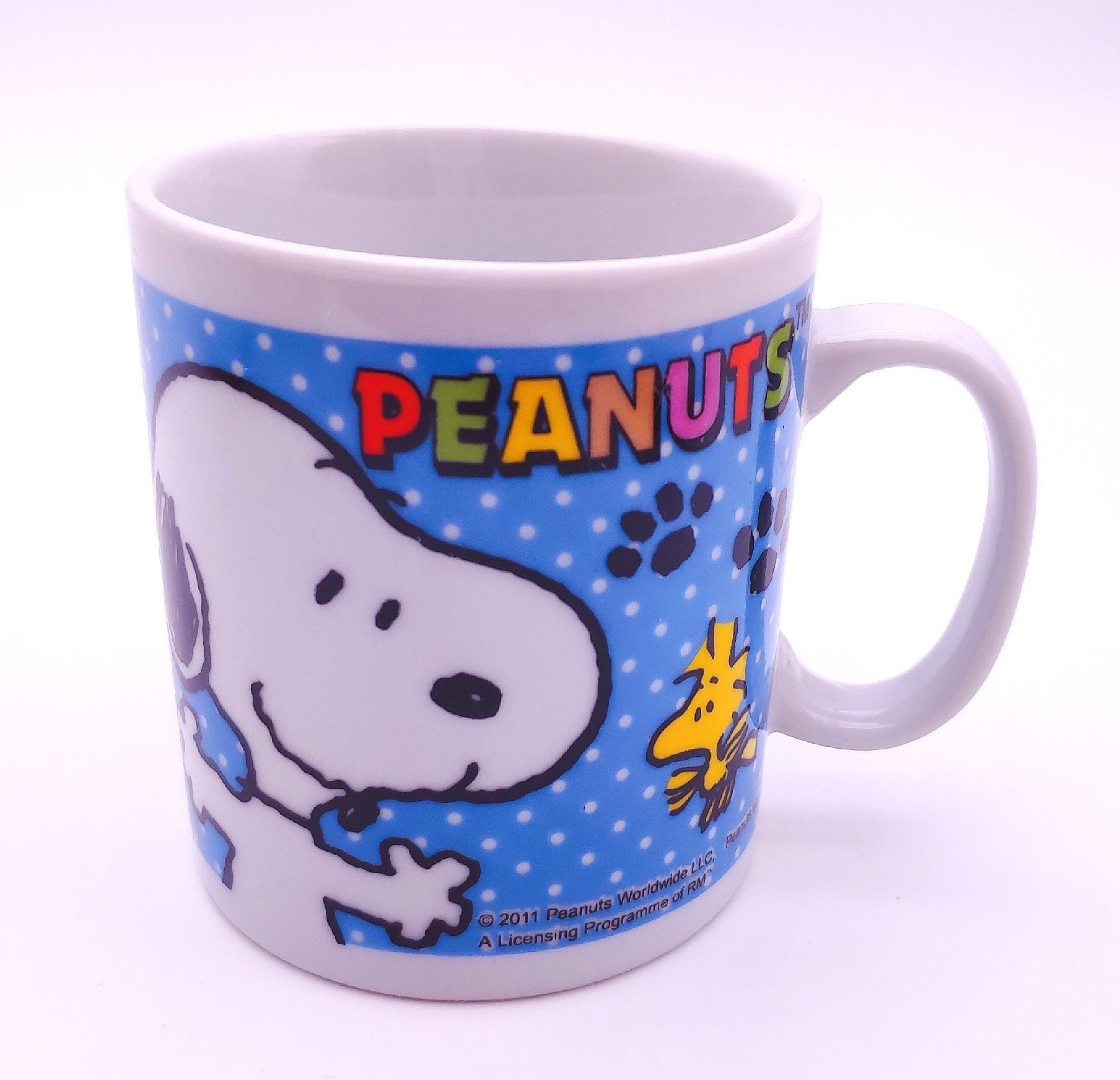 Peanuts snoopy mug, Furniture & Home Living, Kitchenware & Tableware, Water Bottles & Tumblers