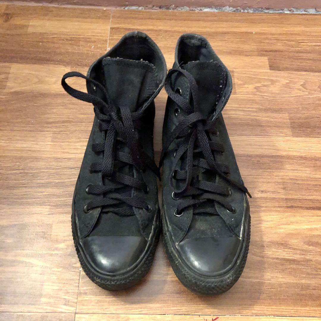 RUSH BUY) Second Hand Converse All-Black High Tops! ❤️, Women's Fashion,  Footwear, Sneakers on Carousell