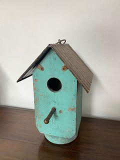 Rustic Bird house - decoration