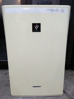 （分類：）位於 。 由 Melwude 提交（商品編號 1077899530，圖片 1）。簡介： 。