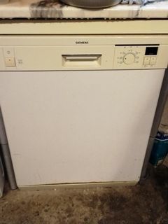 （分類：）位於 。 由 Melwude 提交（商品編號 1077846608，圖片 1）。簡介： 。