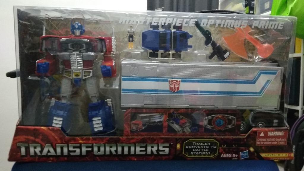 Toys r us exclusive optimus best sale prime