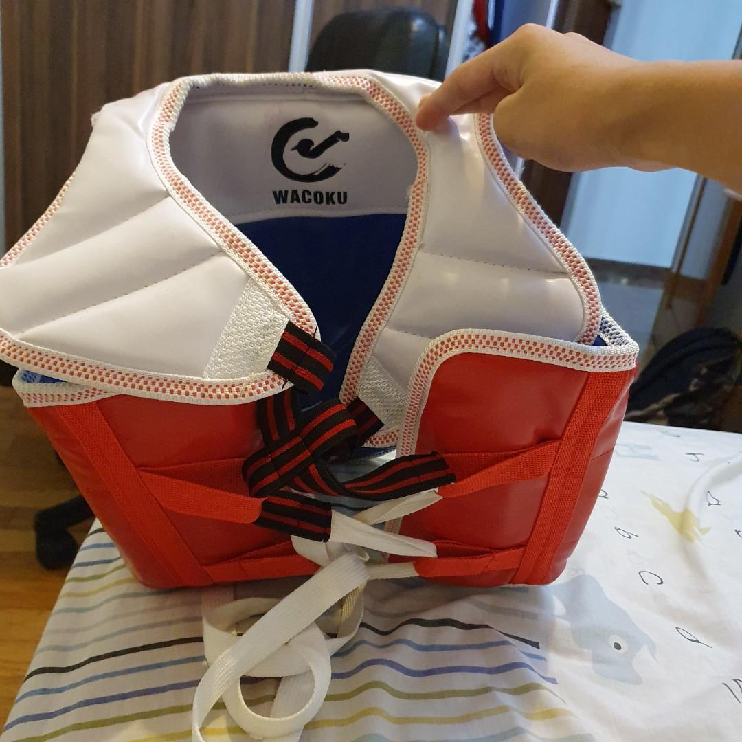 Used taekwondo sparring gear, Sports Equipment, Sports & Games, Racket