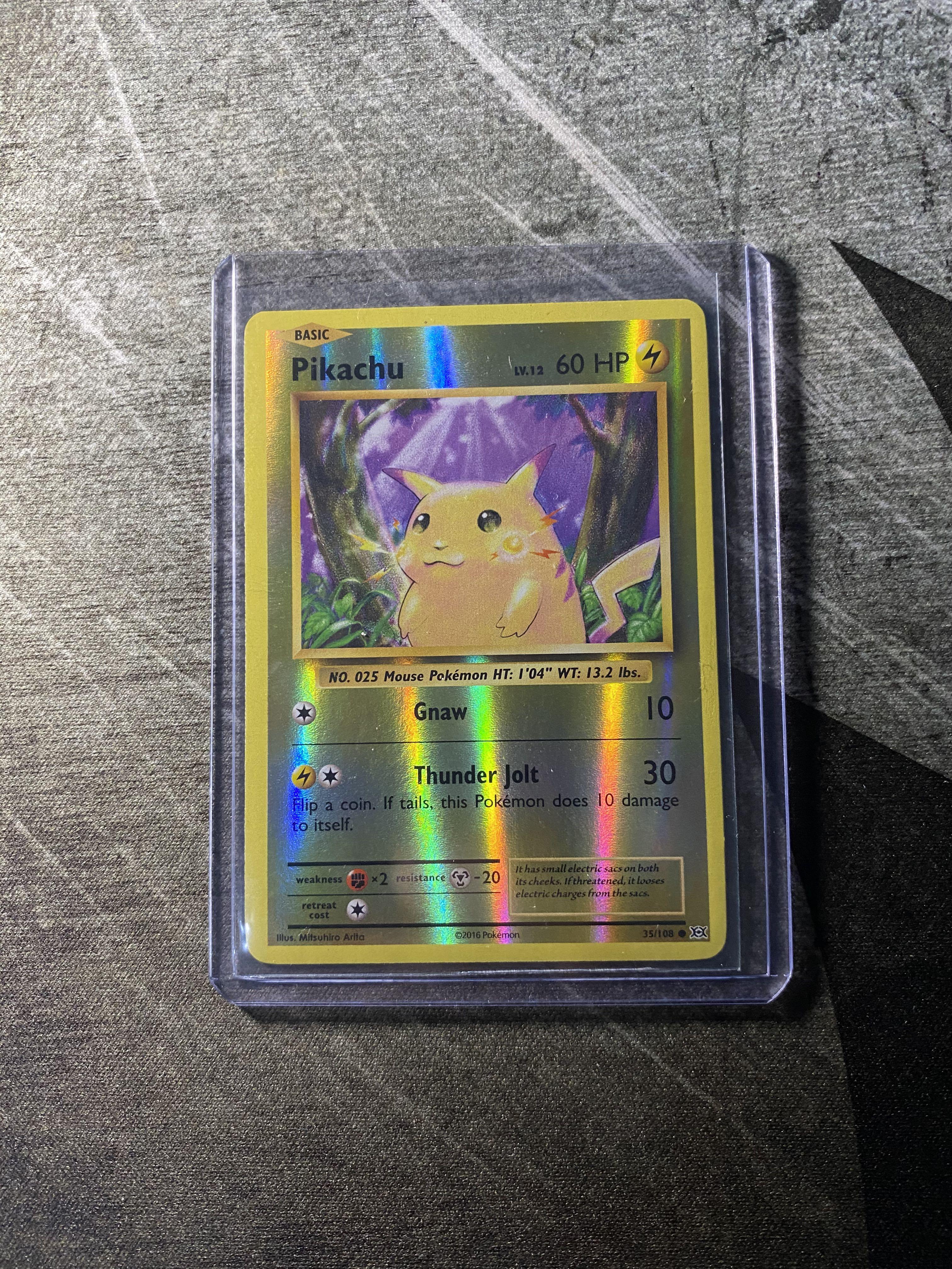  Pokemon - Pikachu (35/108) - XY Evolutions : Toys & Games