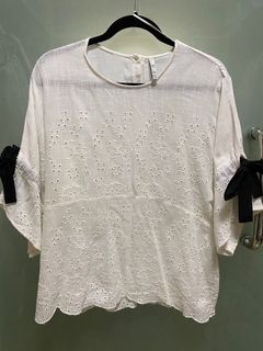 (Category: ) located in . Submitted by pinccloset (Listing ID 1077851043, Image 1). Description: .