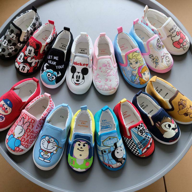 日單 西松屋小童帆布鞋 兒童 孕婦用品 其他 Carousell